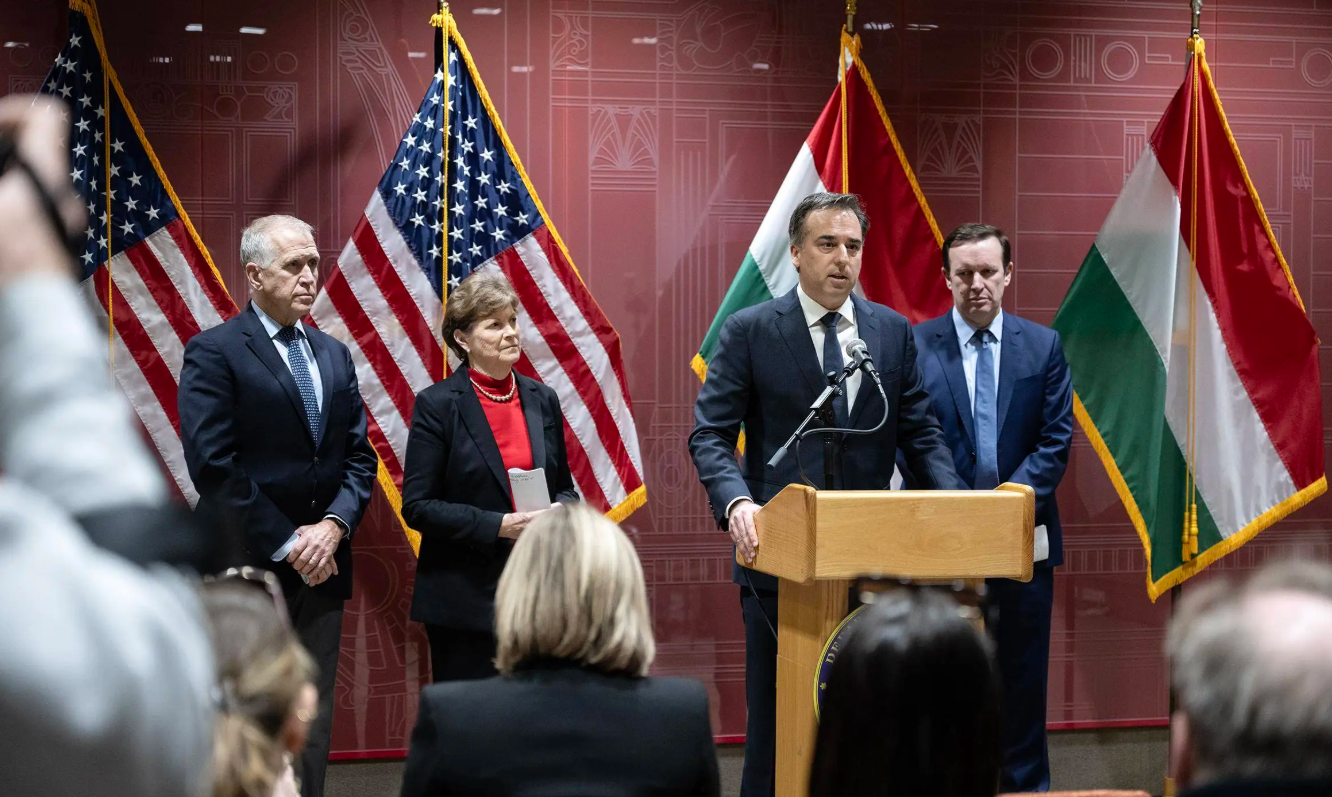 美伊战火点燃加密市场：区块链如何成为地缘风险的“第一反应堆”？